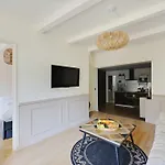 Beautiful Apartment 2Br 4P Republique Temple